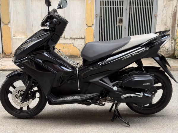 Honda Air Blade 2014 BH 6 tháng Bao Rút hồ sơ